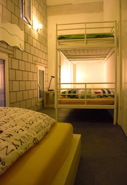 Hostel Tabakhuesli Stein  Szoba fotó